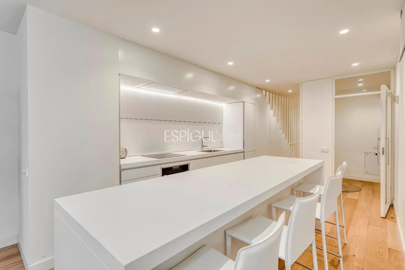 Fantastische Maisonette-Wohnung mit exklusivem Garten neben dem Paseo de Gracia