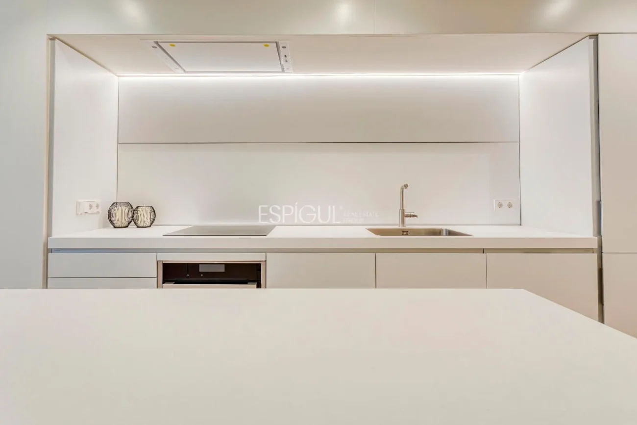 Fantastische Maisonette-Wohnung mit exklusivem Garten neben dem Paseo de Gracia