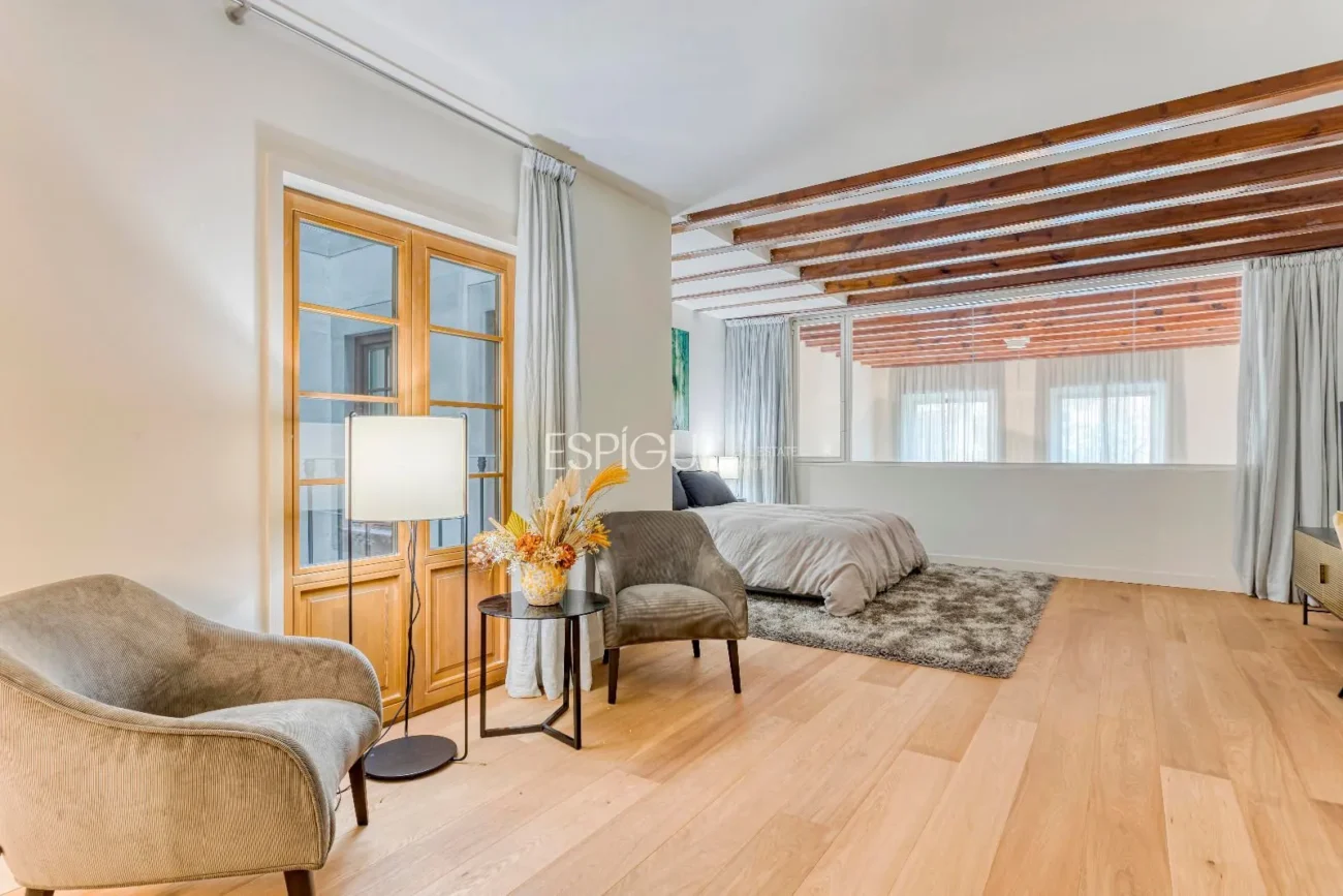 Fantastische Maisonette-Wohnung mit exklusivem Garten neben dem Paseo de Gracia