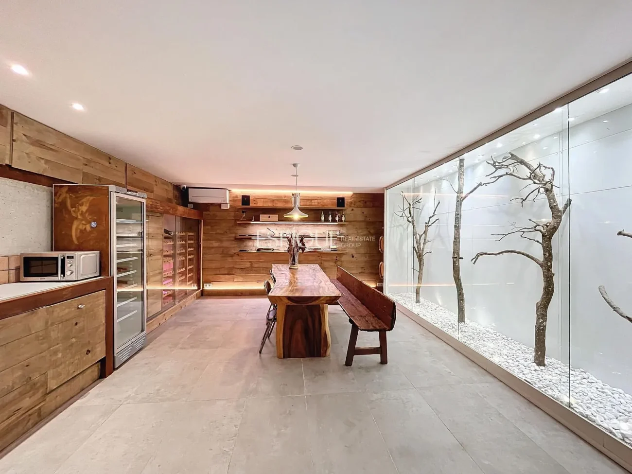 Exclusive House with Panoramic Views of the Sea and Mountains