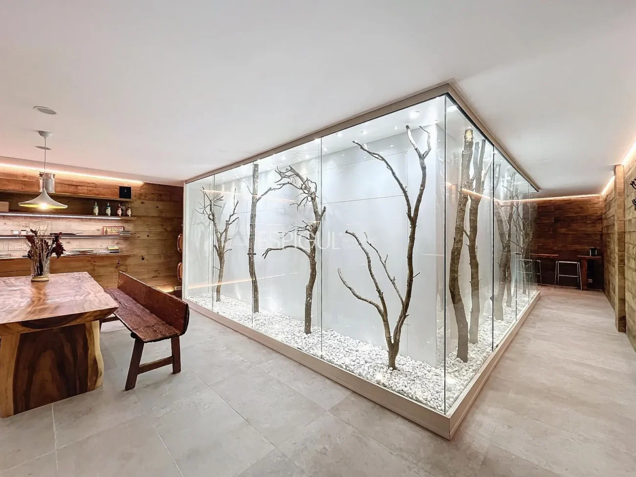Exclusive House with Panoramic Views of the Sea and Mountains