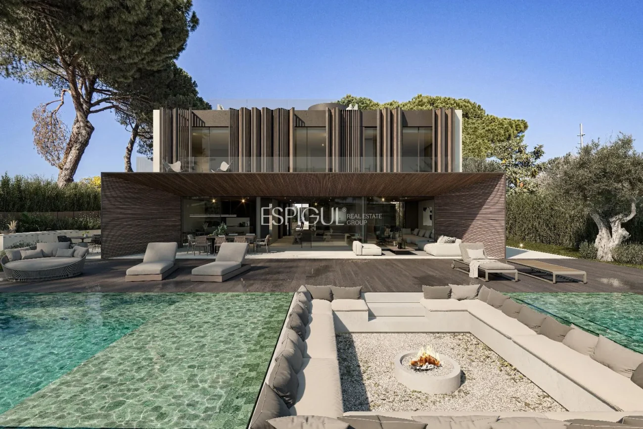 A Property where Architectural Perfection and Modernity Come Together