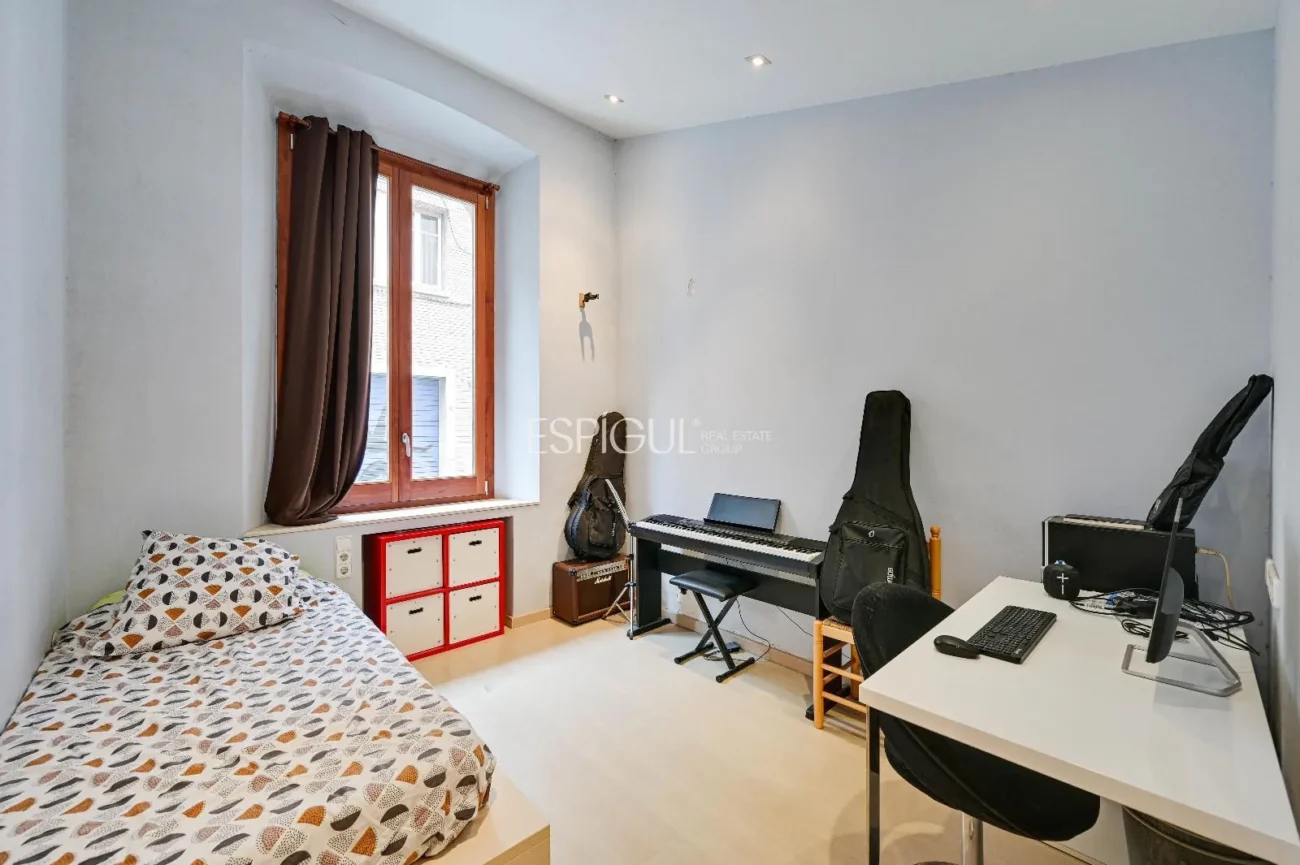 Exclusivo piso con jardín privado en el Barri Vell de Girona