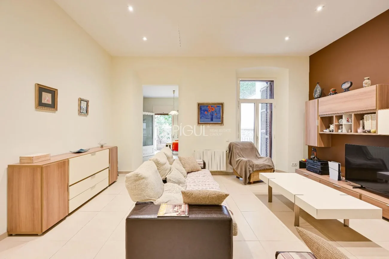 Exclusivo piso con jardín privado en el Barri Vell de Girona