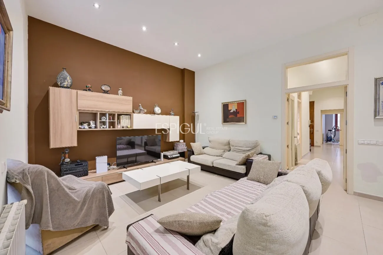 Exclusivo piso con jardín privado en el Barri Vell de Girona
