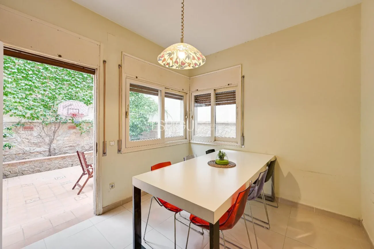 Exclusivo piso con jardín privado en el Barri Vell de Girona