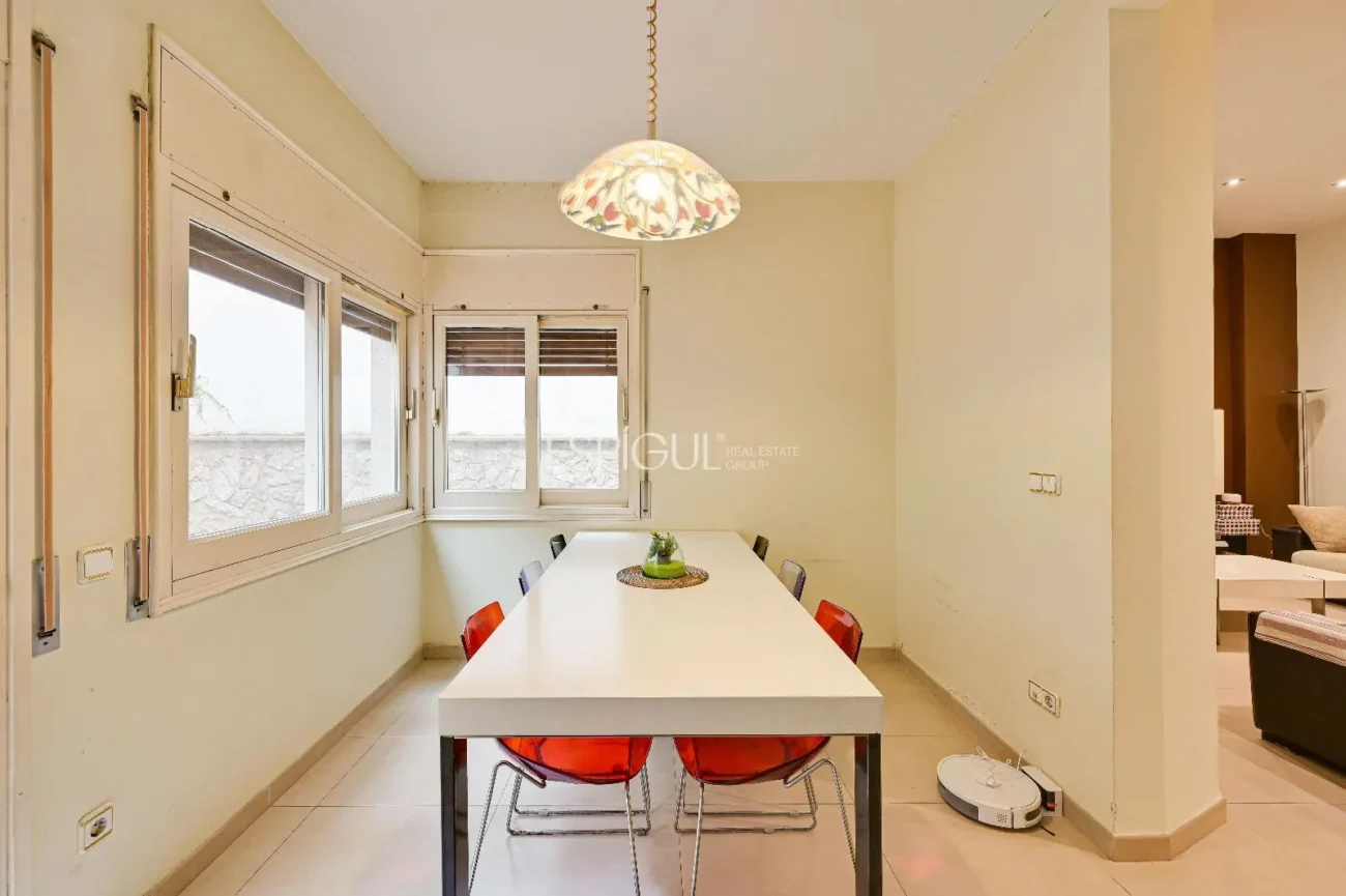 Exclusivo piso con jardín privado en el Barri Vell de Girona