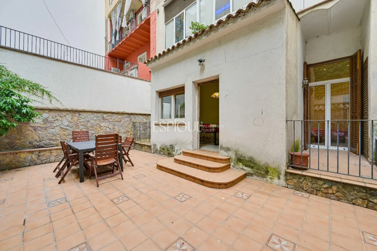 Exclusivo piso con jardín privado en el Barri Vell de Girona