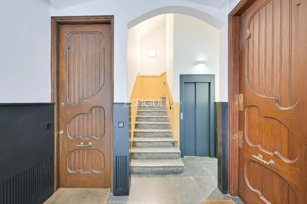 Exclusivo piso con jardín privado en el Barri Vell de Girona