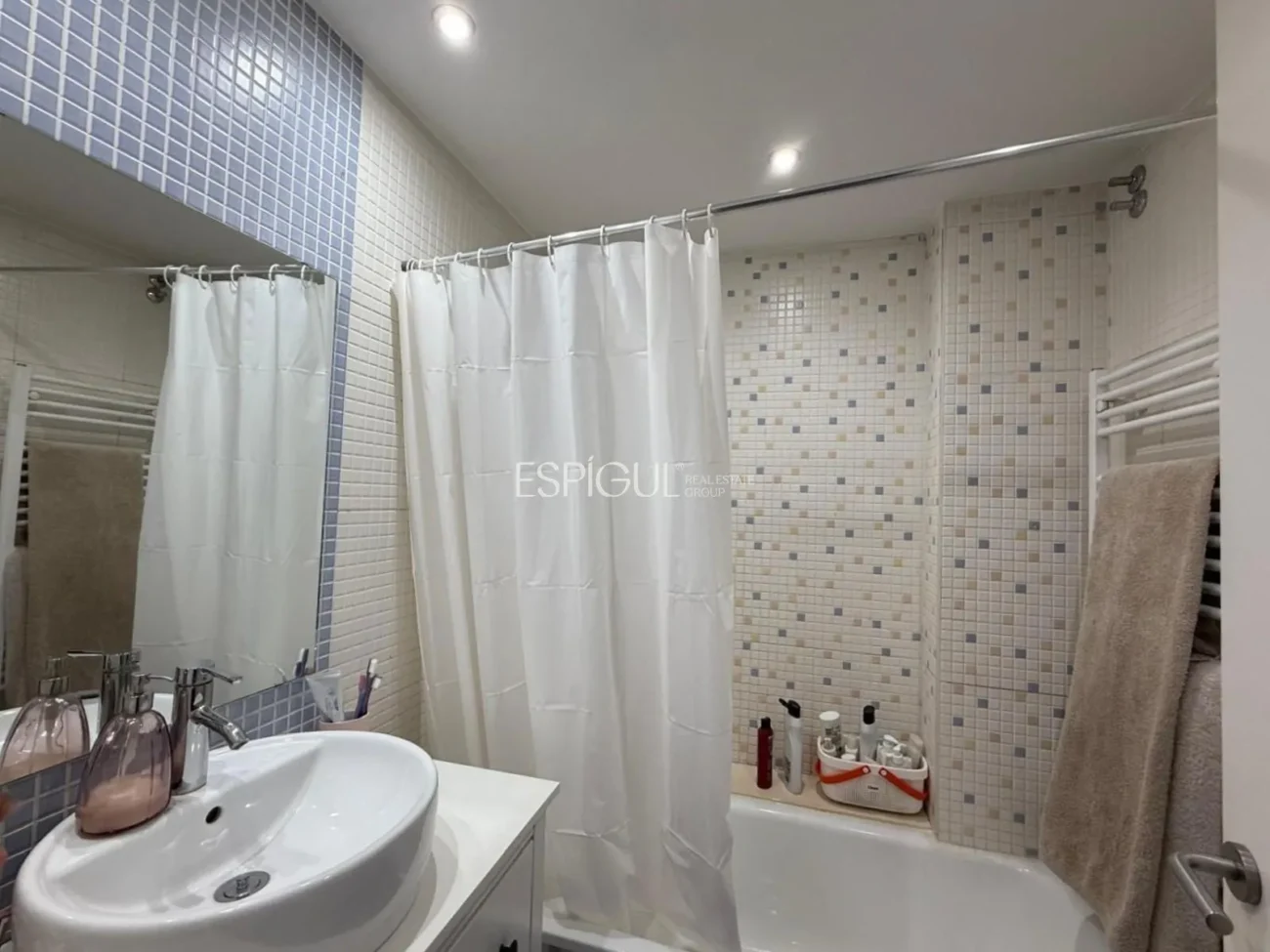 House for Rent in Vilablareix