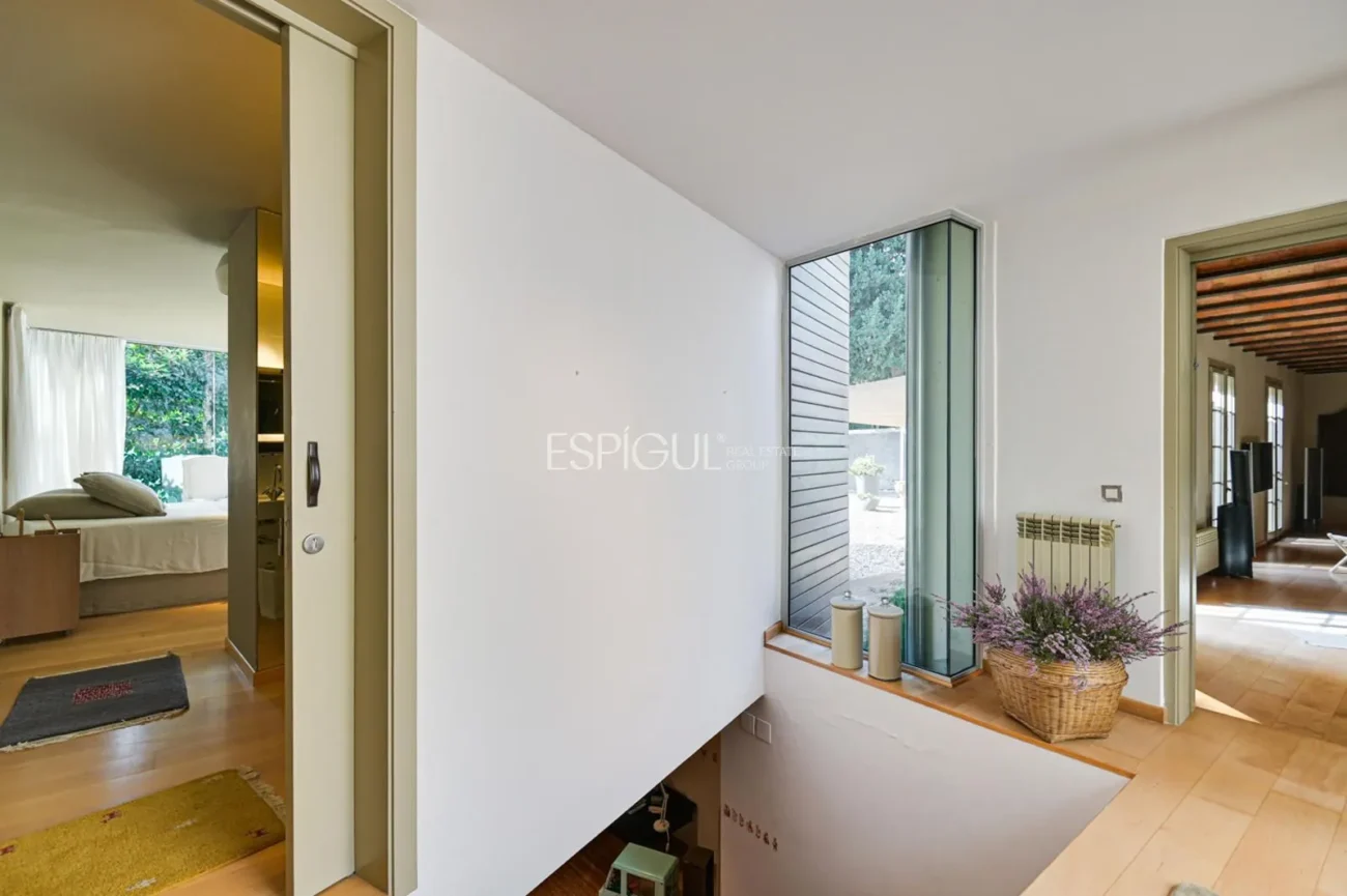 Detached House in Tiana: Brightness and Comfort on a Single Floor