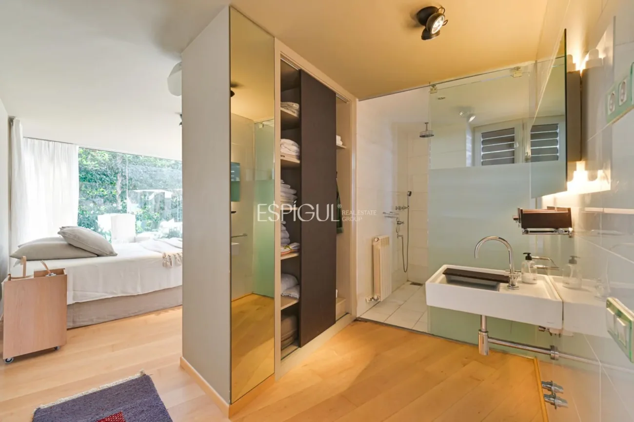 Detached House in Tiana: Brightness and Comfort on a Single Floor