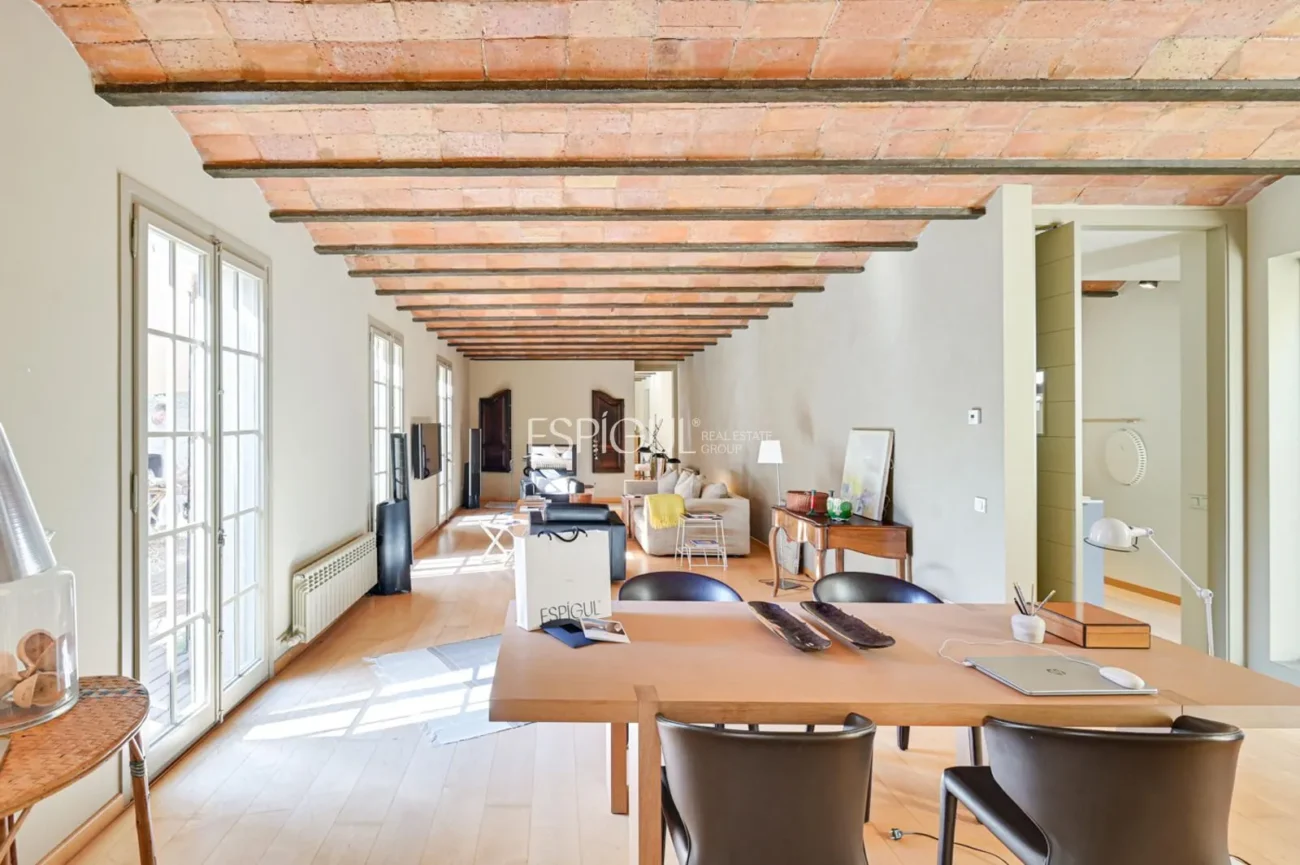 Detached House in Tiana: Brightness and Comfort on a Single Floor
