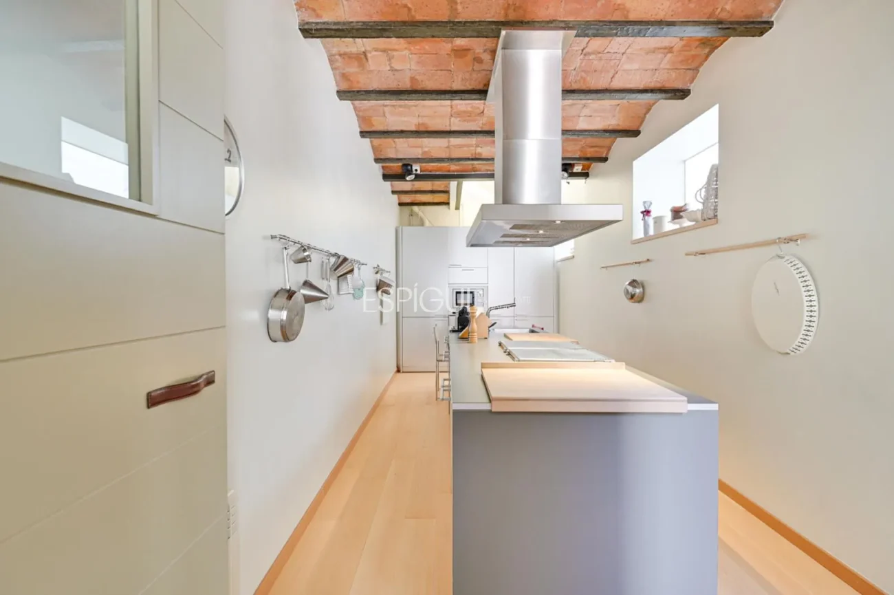 Detached House in Tiana: Brightness and Comfort on a Single Floor