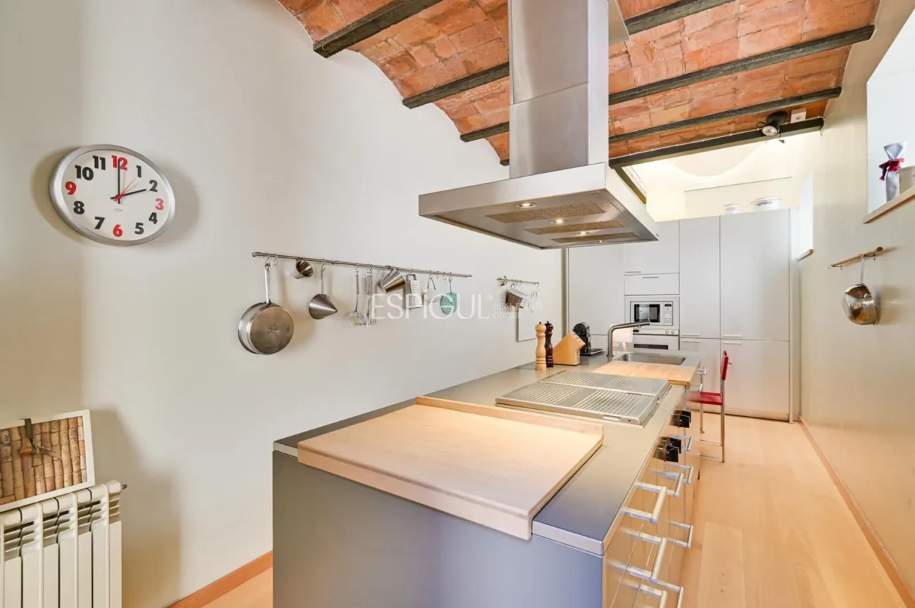 Detached House in Tiana: Brightness and Comfort on a Single Floor
