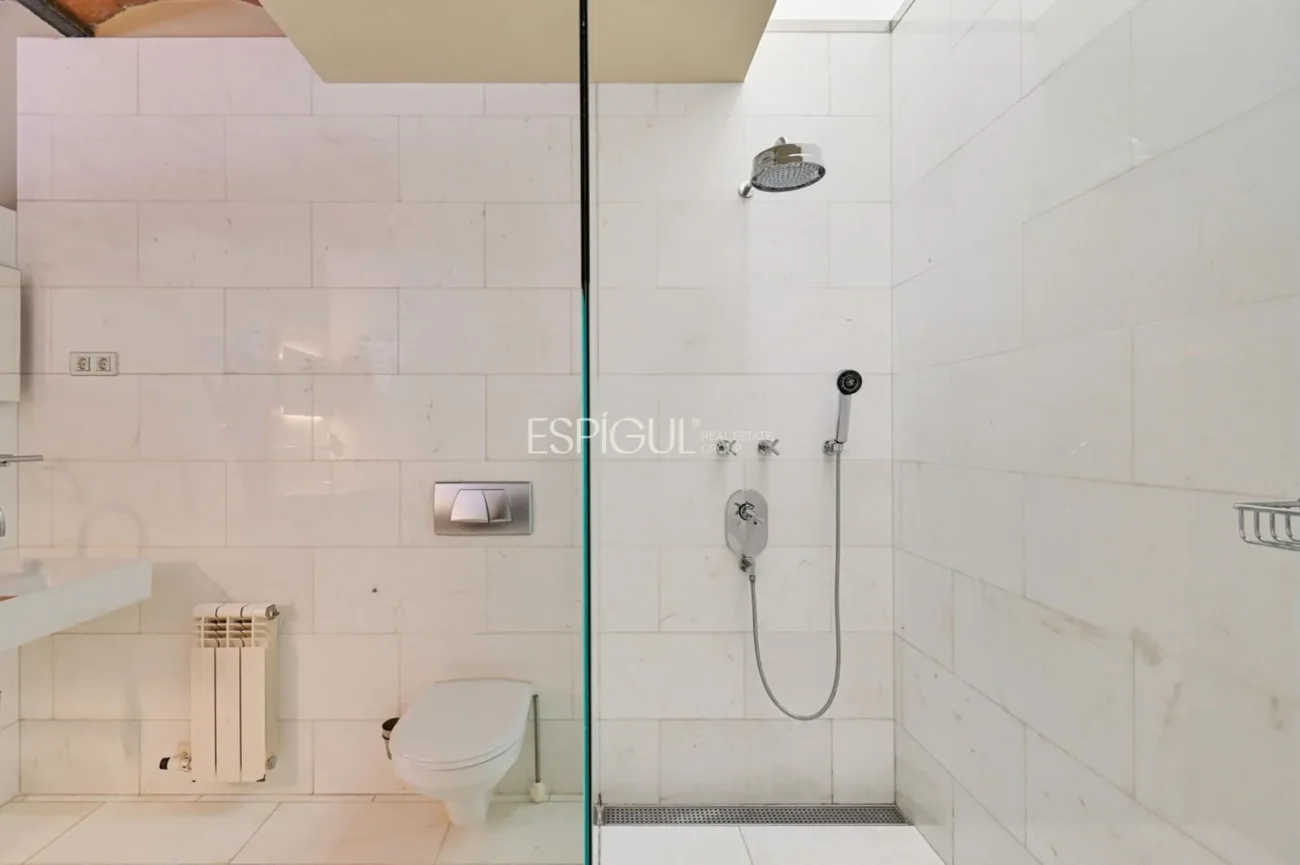 Detached House in Tiana: Brightness and Comfort on a Single Floor