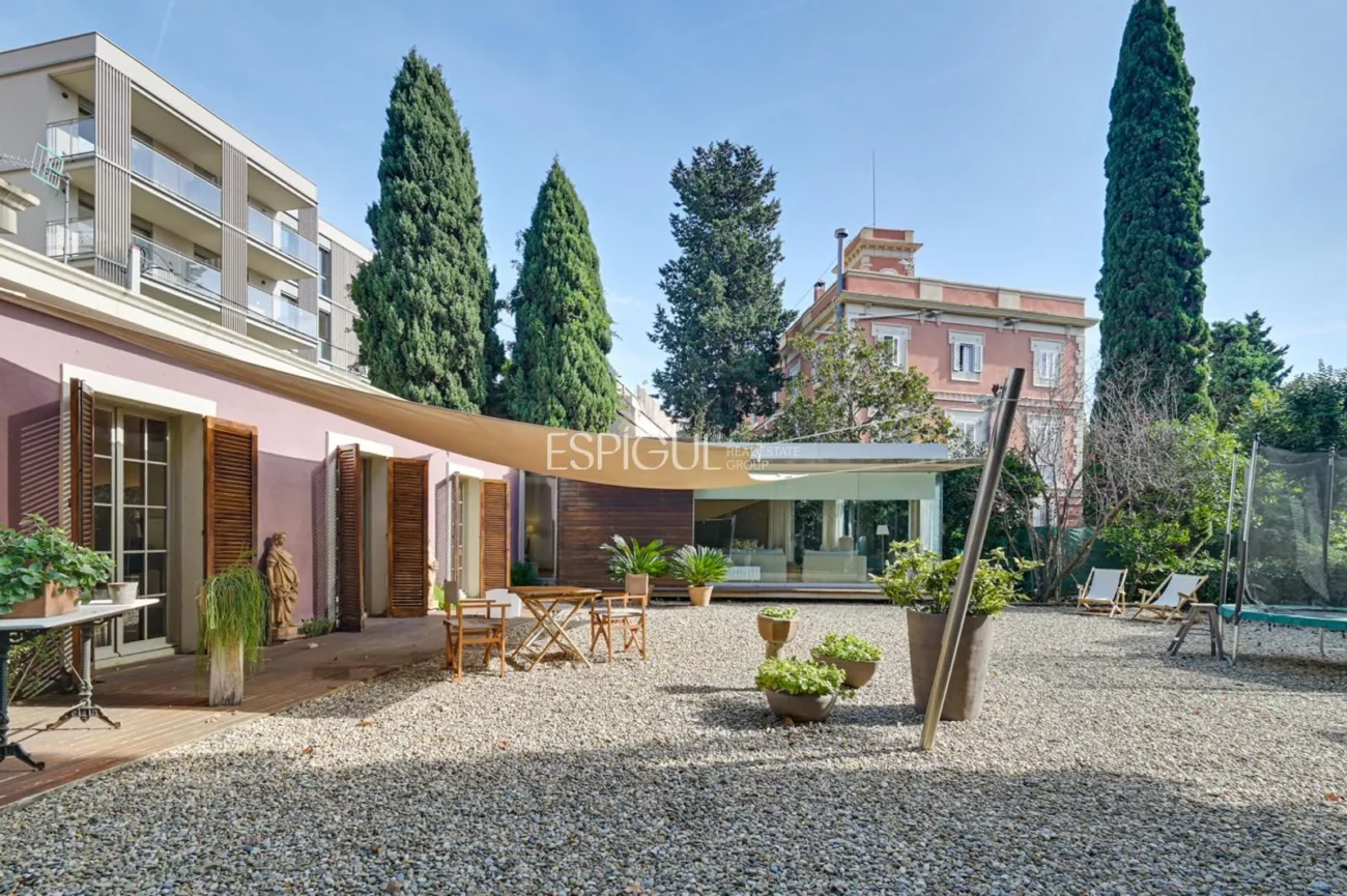 Detached House in Tiana: Brightness and Comfort on a Single Floor