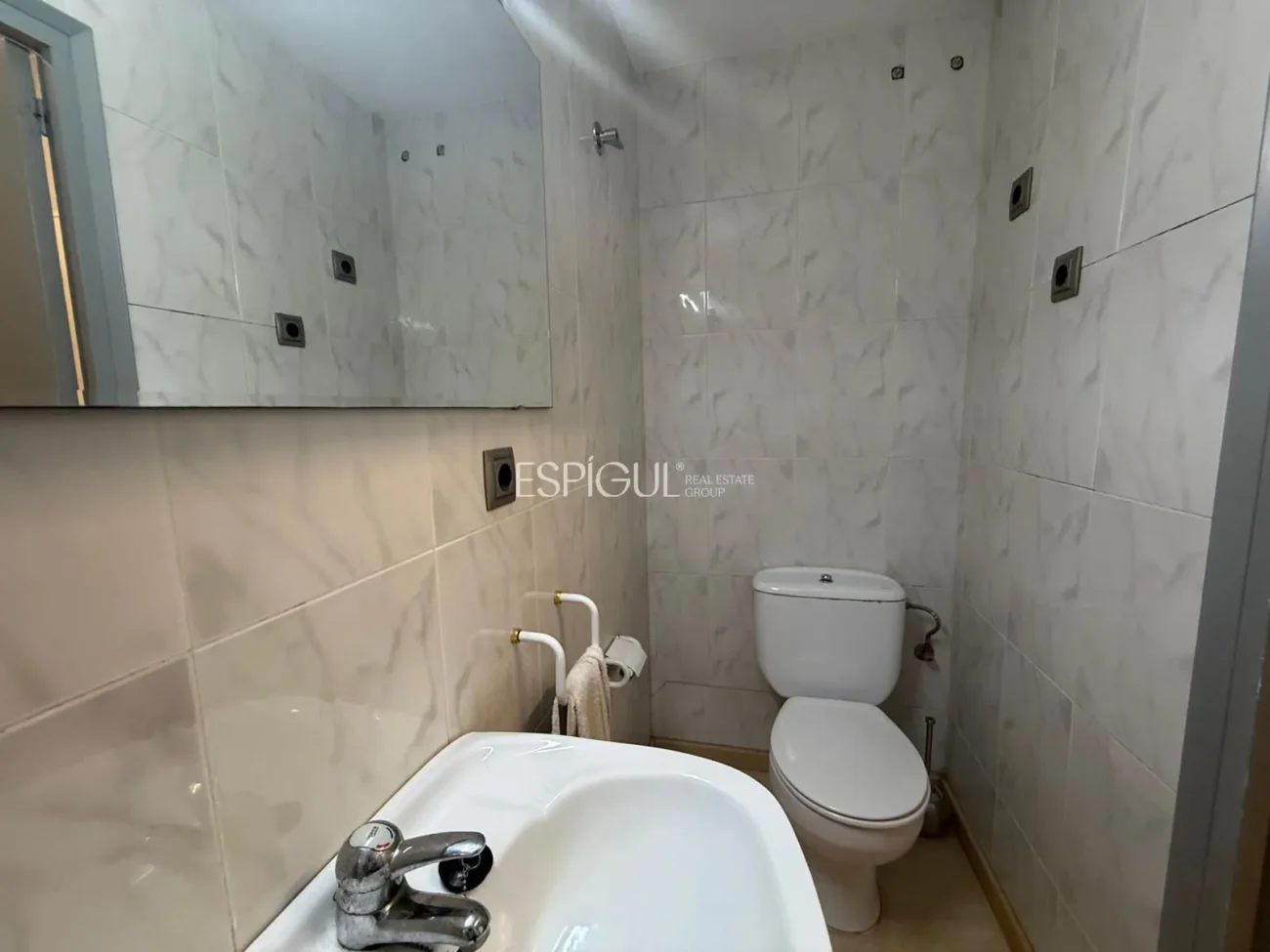 Local en venta en Girona