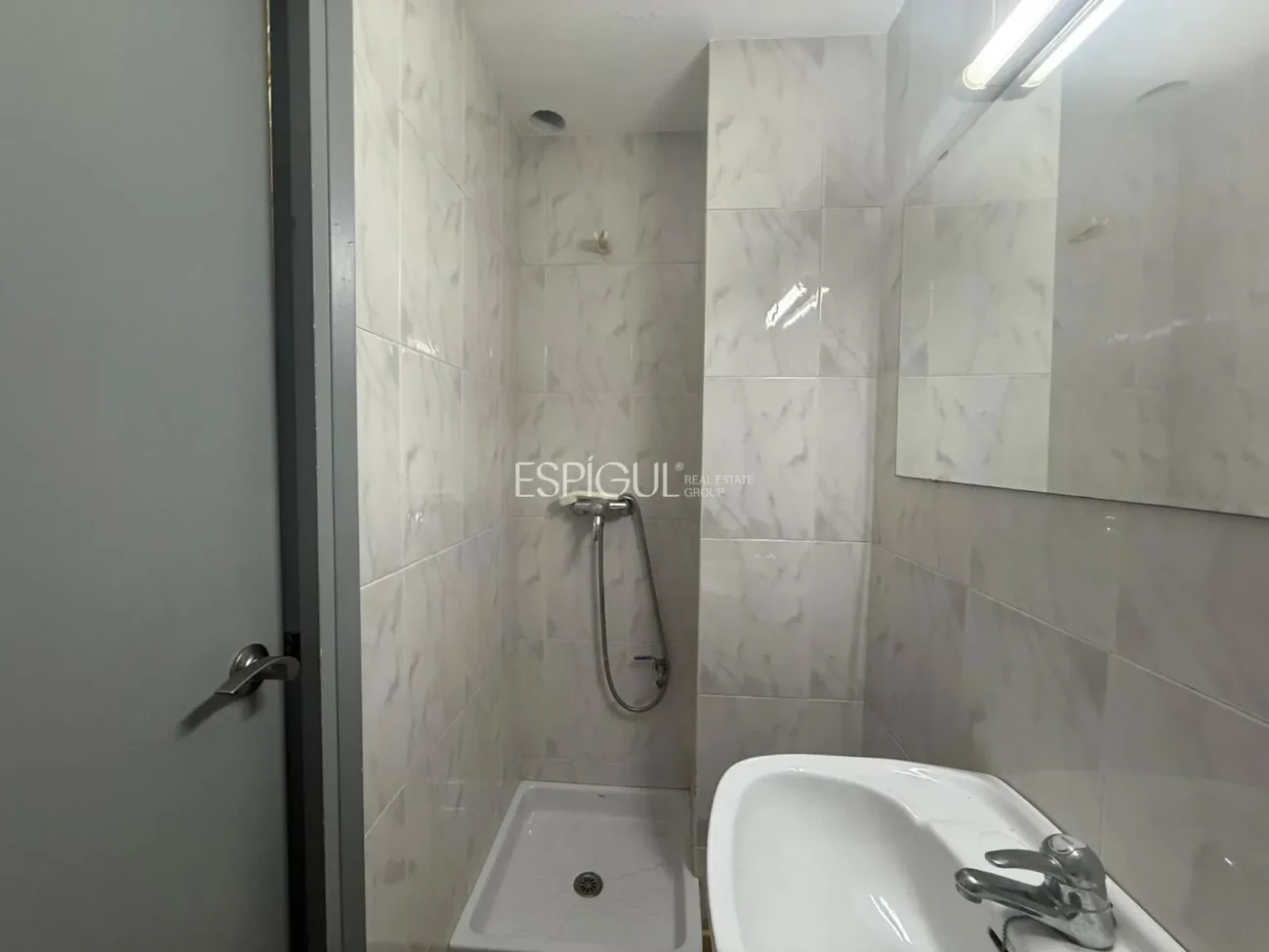 Local en venta en Girona
