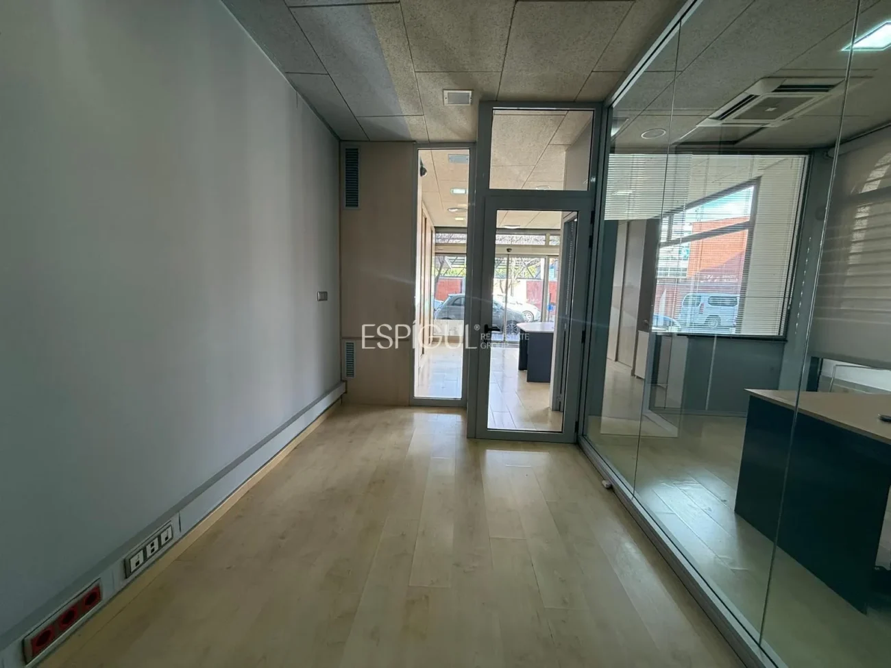Local en venta en Girona