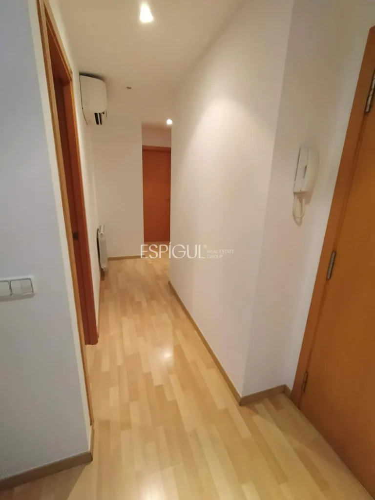 Exklusive Penthouse-Maisonette-Wohnung in der Calle Santa Maria de Girona
