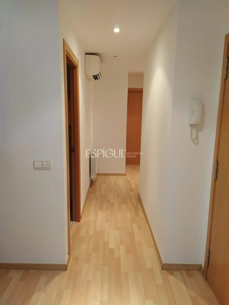 Exklusive Penthouse-Maisonette-Wohnung in der Calle Santa Maria de Girona