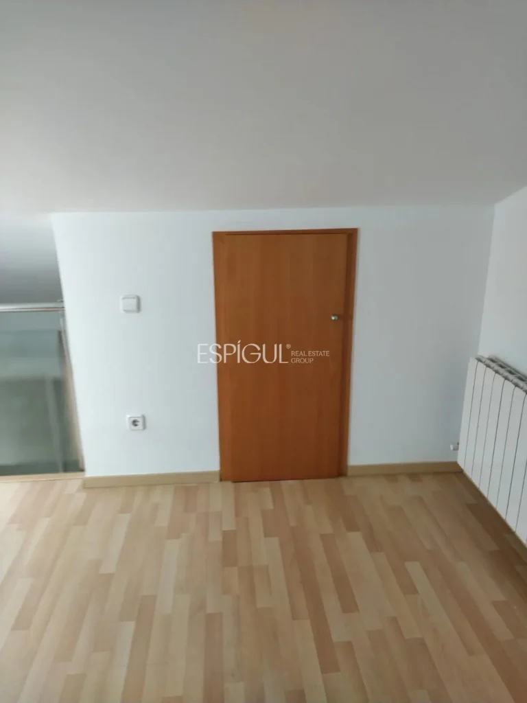 Exklusive Penthouse-Maisonette-Wohnung in der Calle Santa Maria de Girona