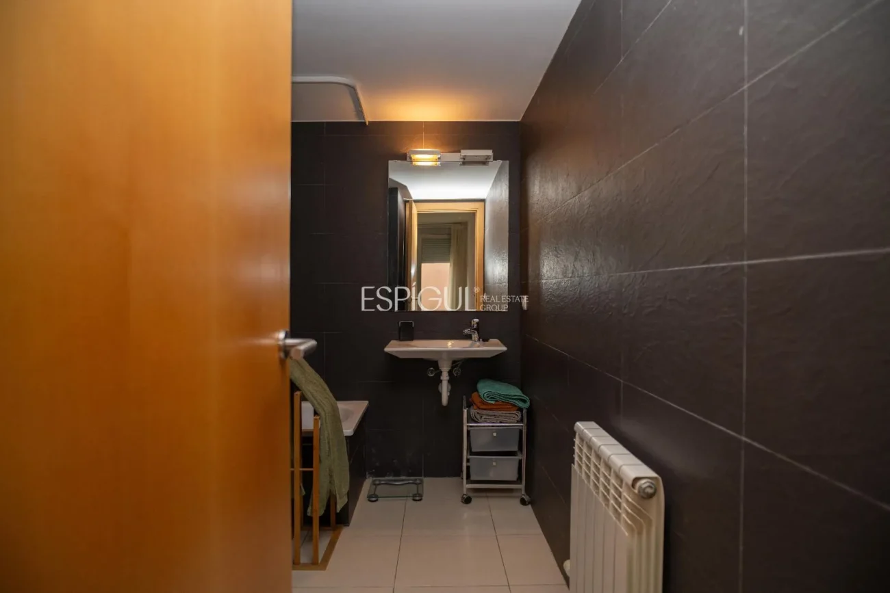 Wohnung zum Verkauf in Girona mit zwei Schlafzimmern