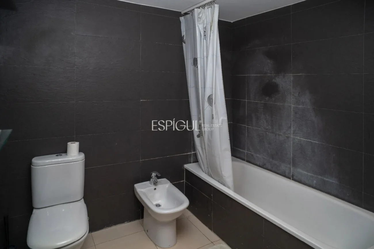 Wohnung zum Verkauf in Girona mit zwei Schlafzimmern