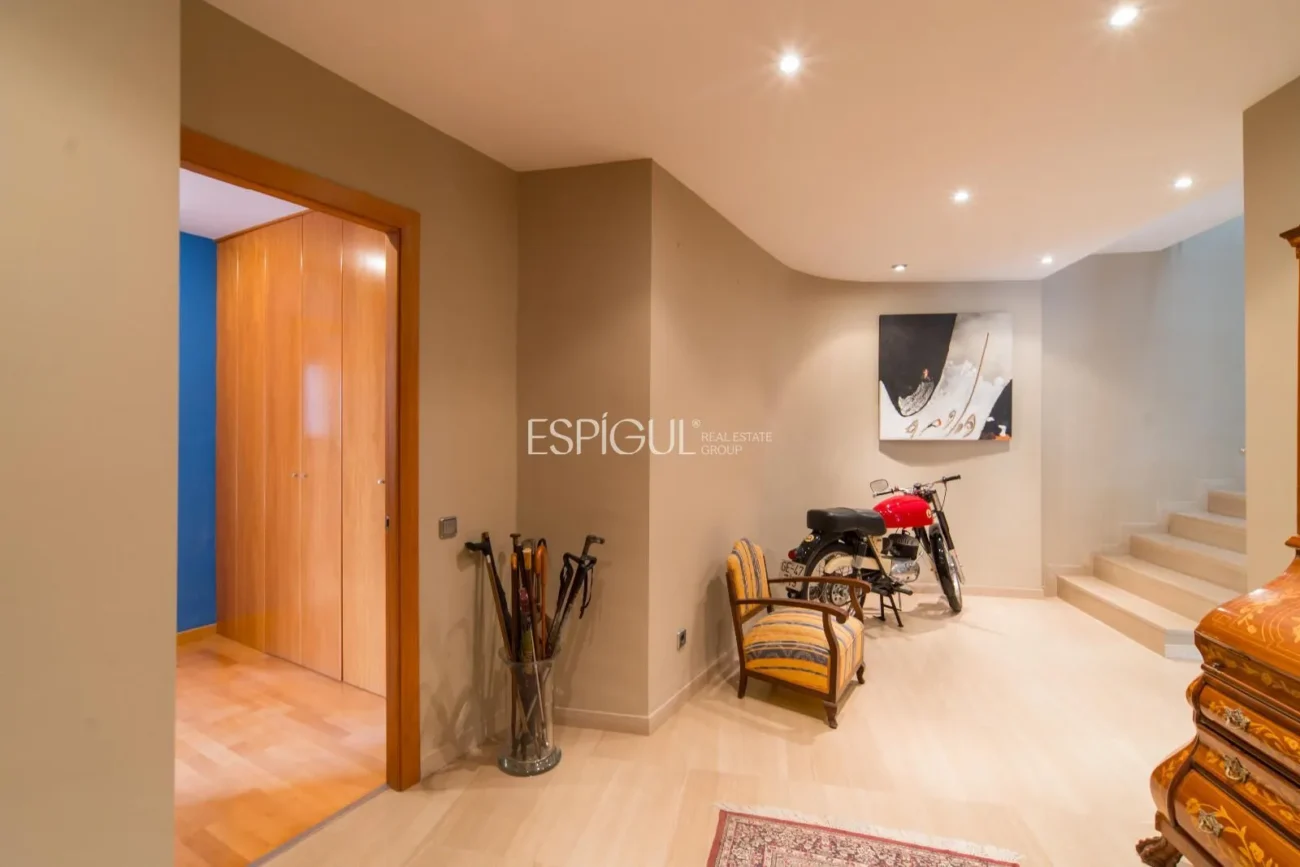 Àmplia casa de 6 habitacions amb piscina a Sant Berger, Teià