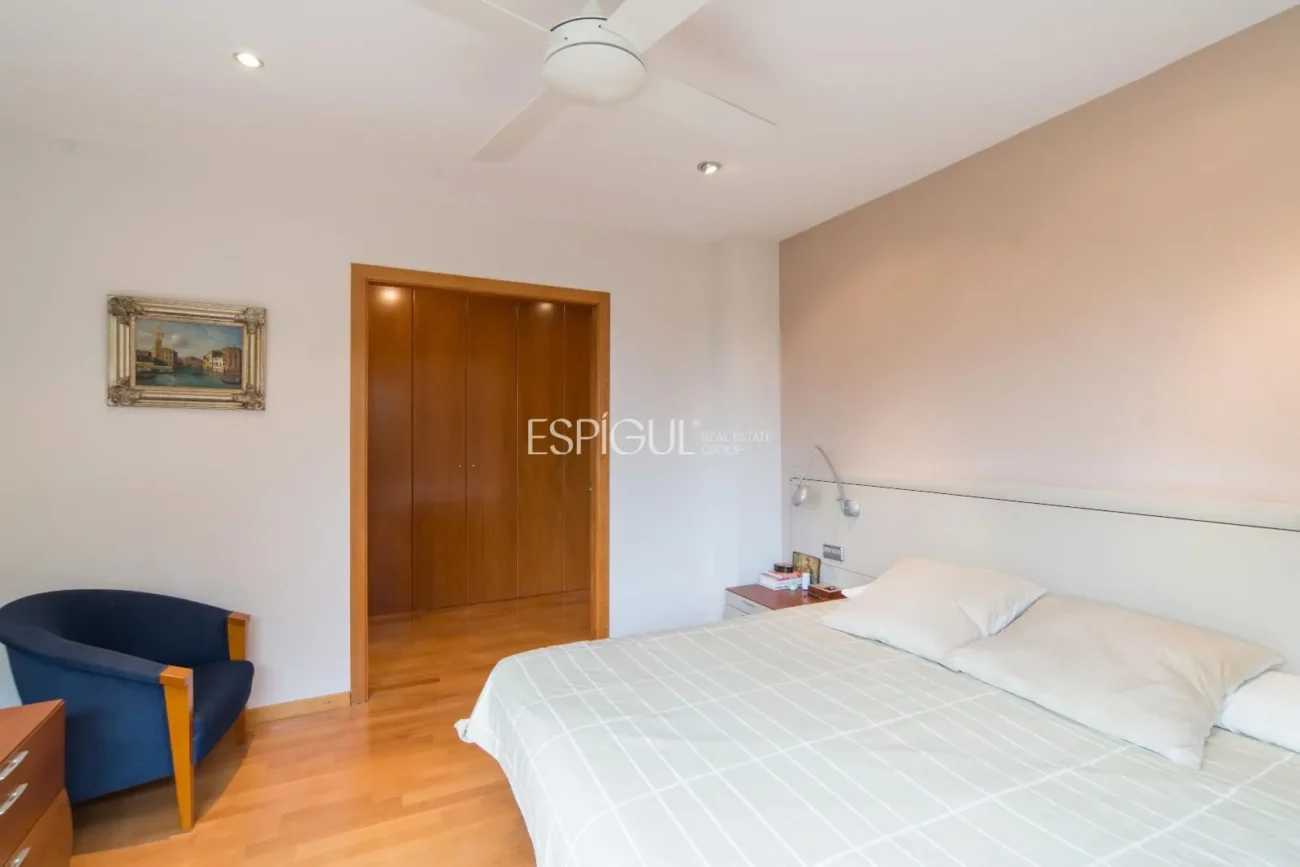 Àmplia casa de 6 habitacions amb piscina a Sant Berger, Teià