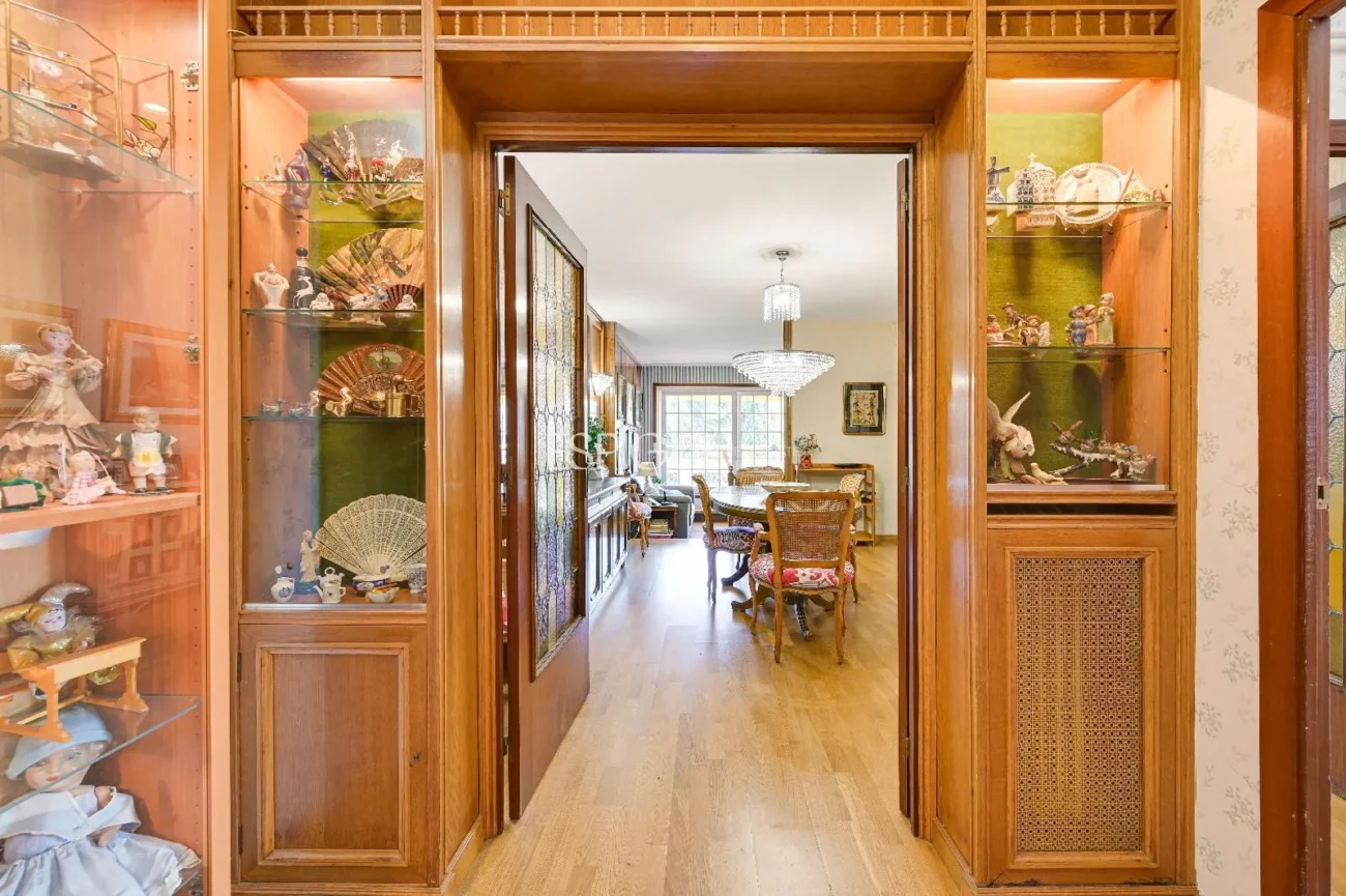 Attique en duplex à rénover à vendre à Eixample