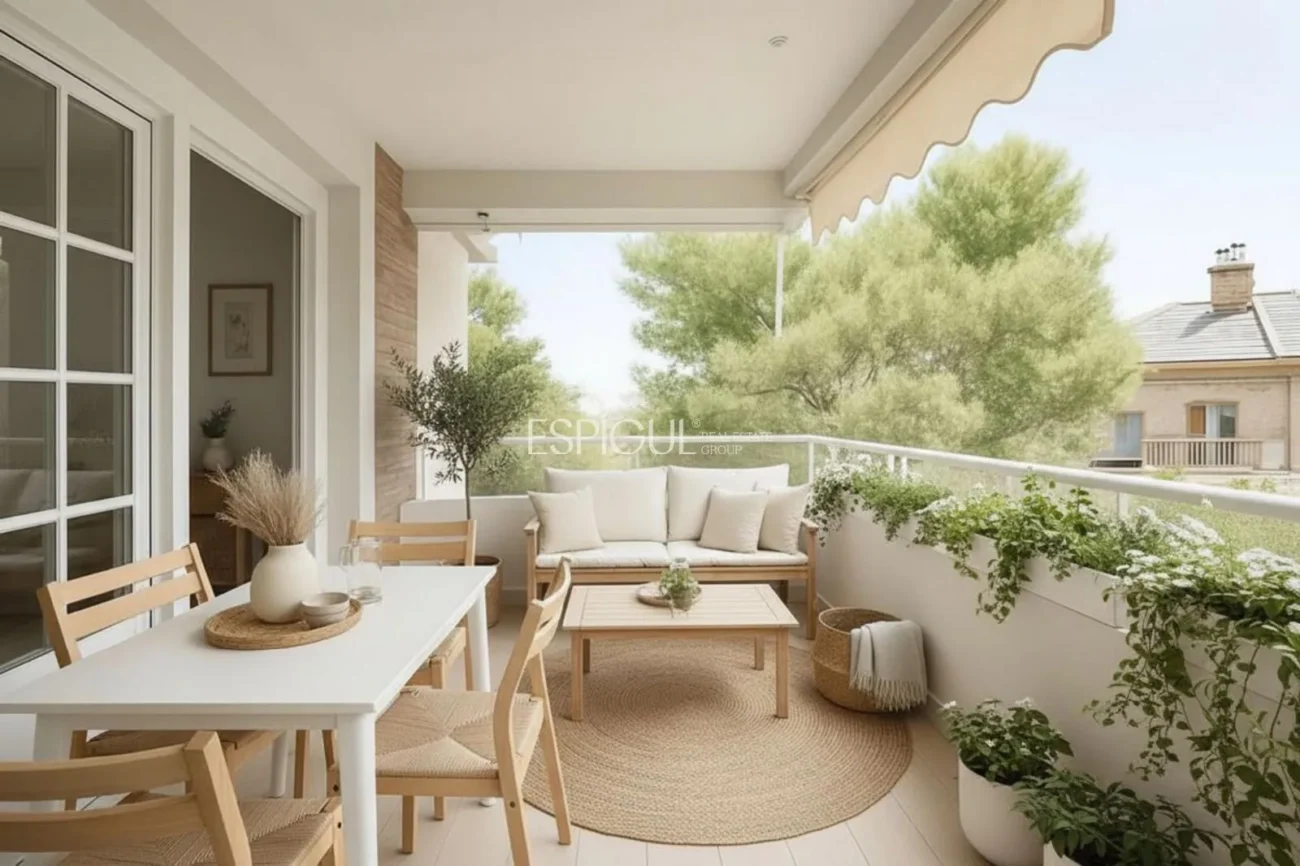 Attique en duplex à rénover à vendre à Eixample
