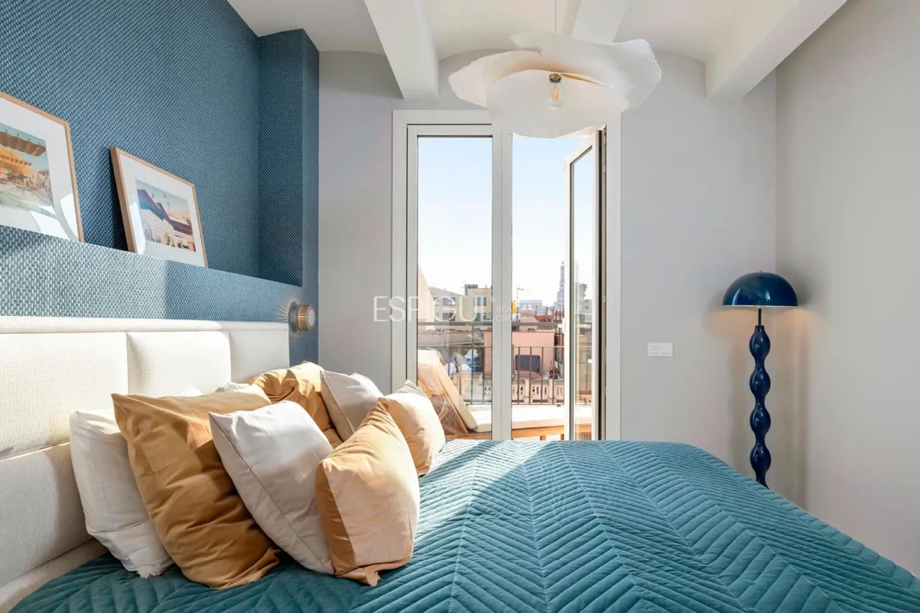 Àtic dúplex amb terrassa en venda a l’Eixample Dret