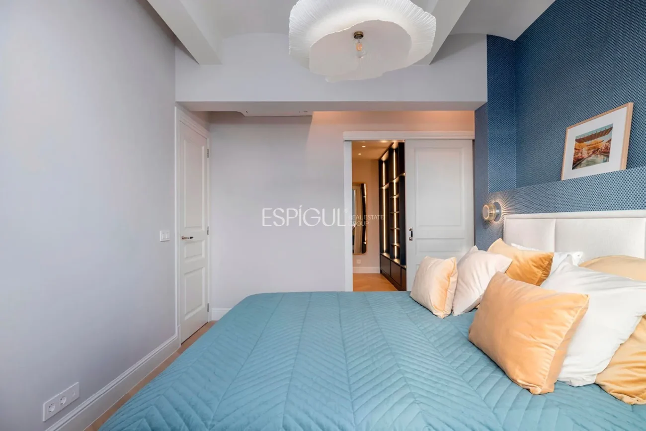 Àtic dúplex amb terrassa en venda a l’Eixample Dret