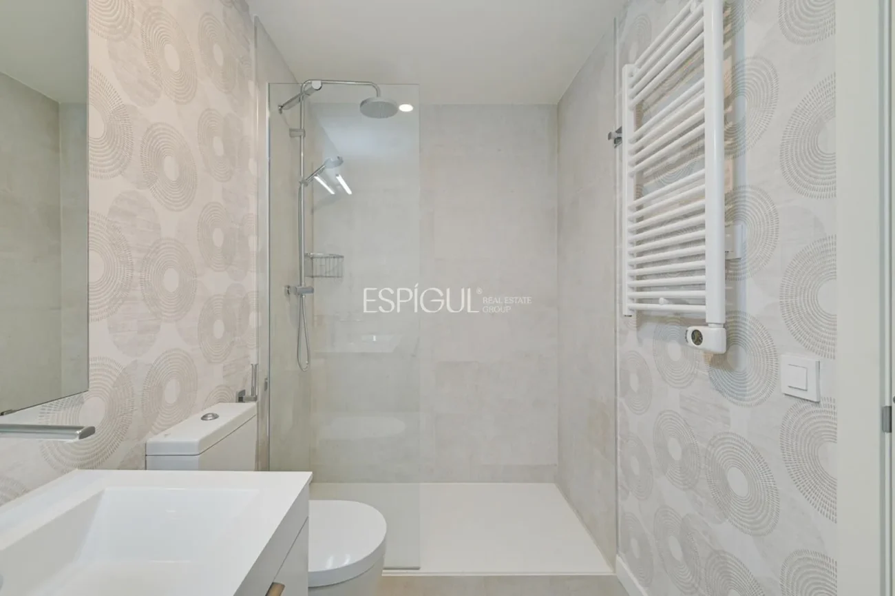Attique en duplex de construction neuve à Montgat, à 100 m de la mer