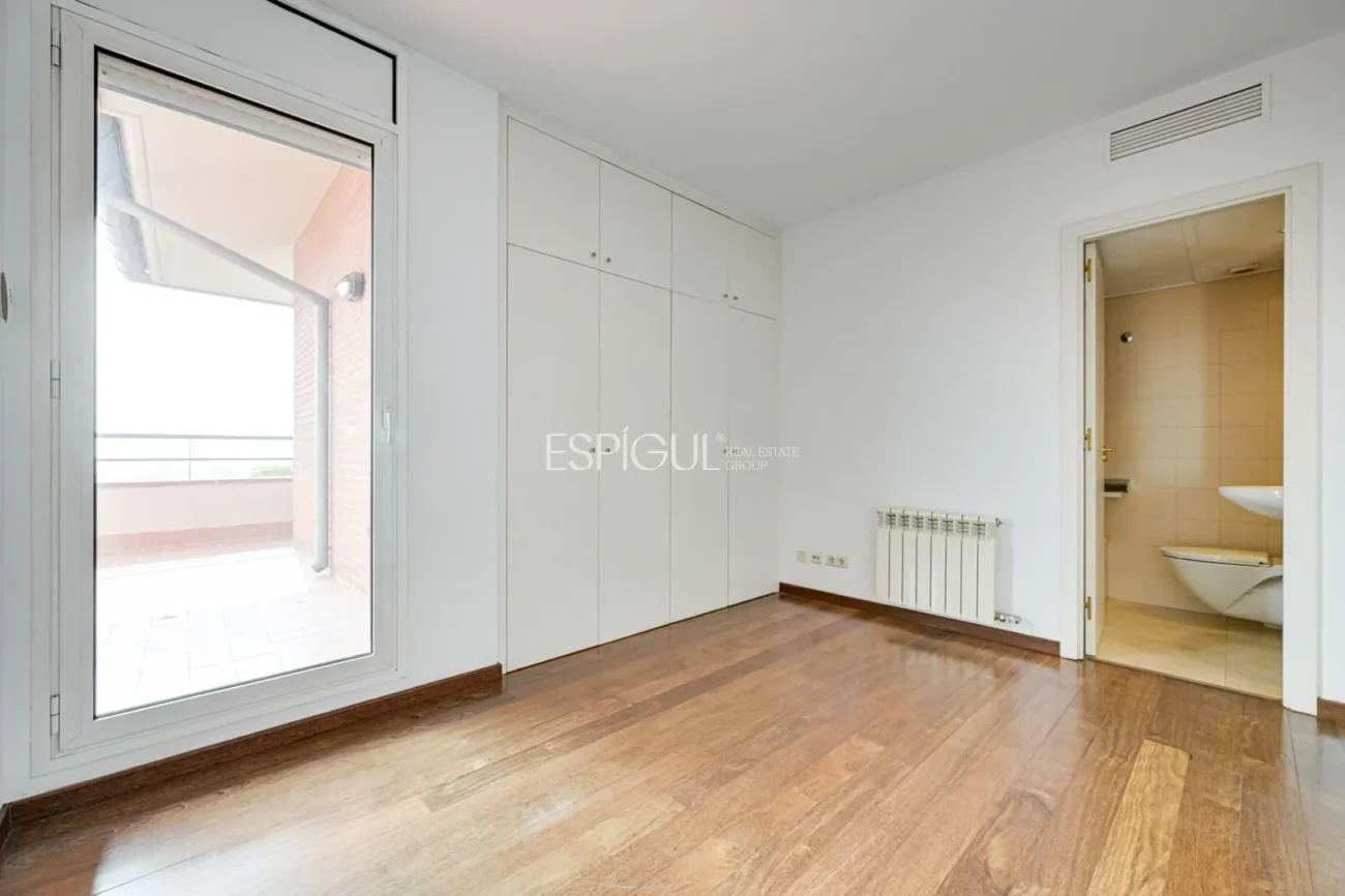Ático en venta en Finestrelles, Esplugues de Llobregat