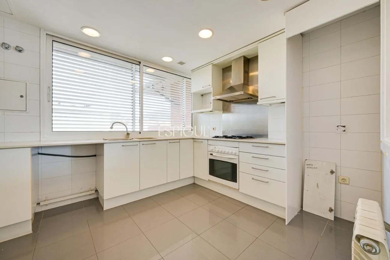 Ático en venta en Finestrelles, Esplugues de Llobregat