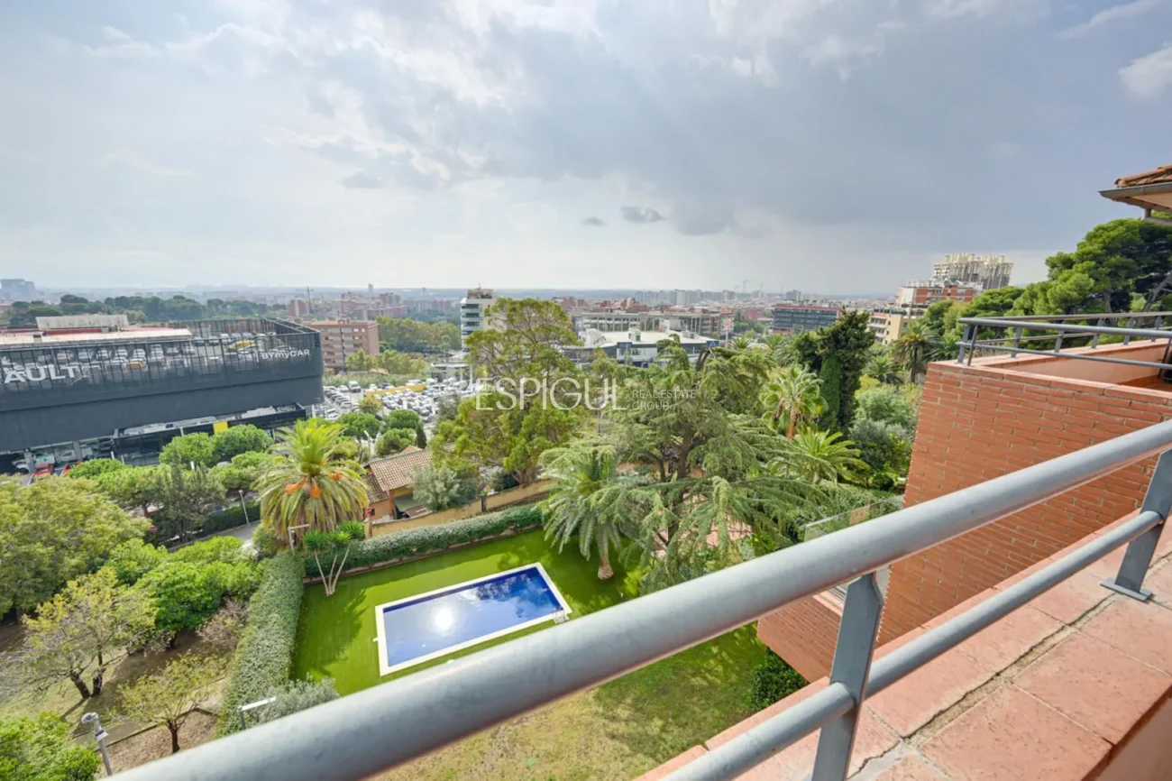 Ático en venta en Finestrelles, Esplugues de Llobregat