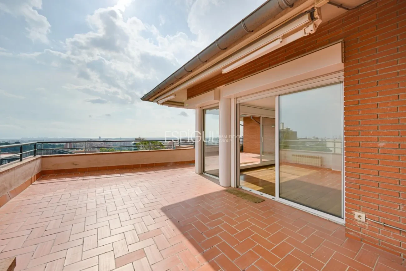 Ático en venta en Finestrelles, Esplugues de Llobregat