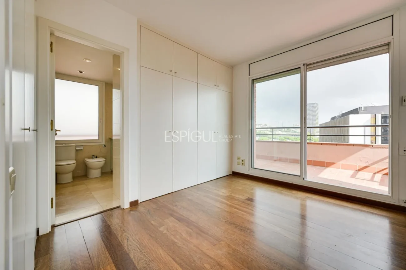 Ático en venta en Finestrelles, Esplugues de Llobregat