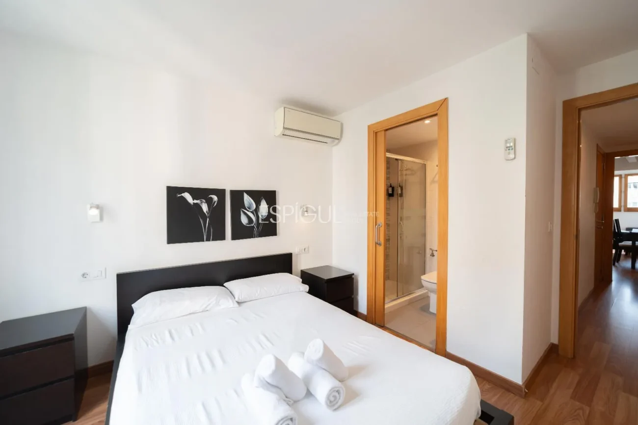 Bloque en venta en plena Rambla de Girona.
