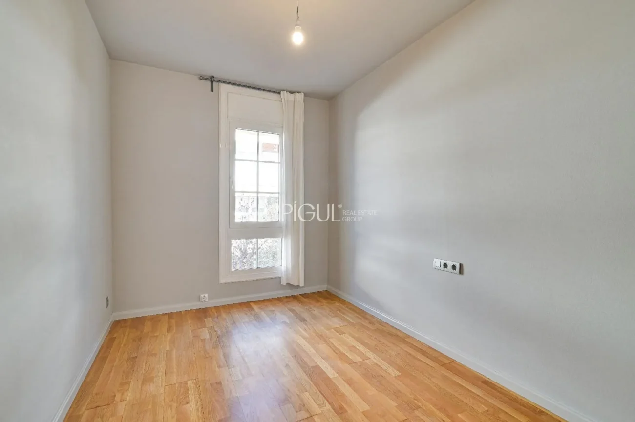 Townhouse for Sale in Eixample