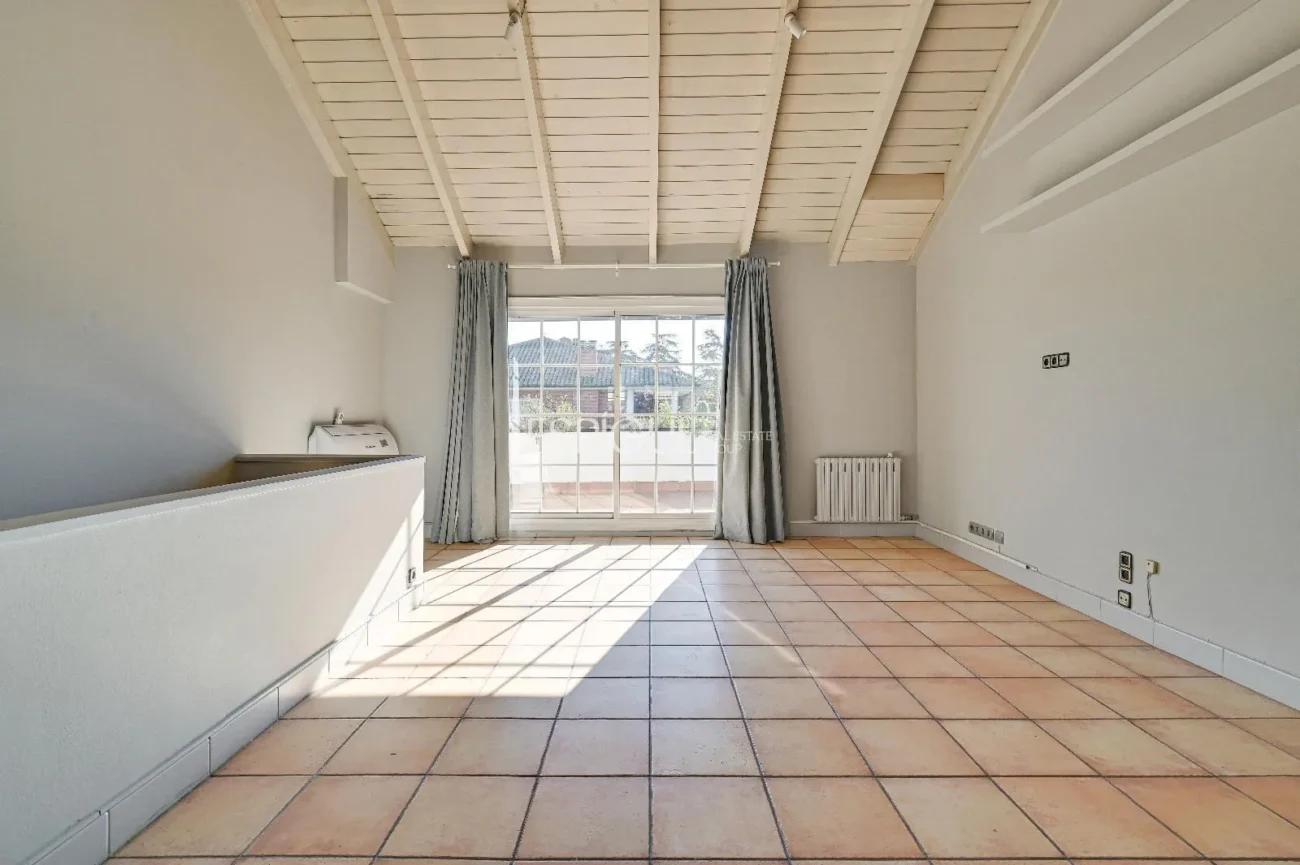 Townhouse for Sale in Eixample