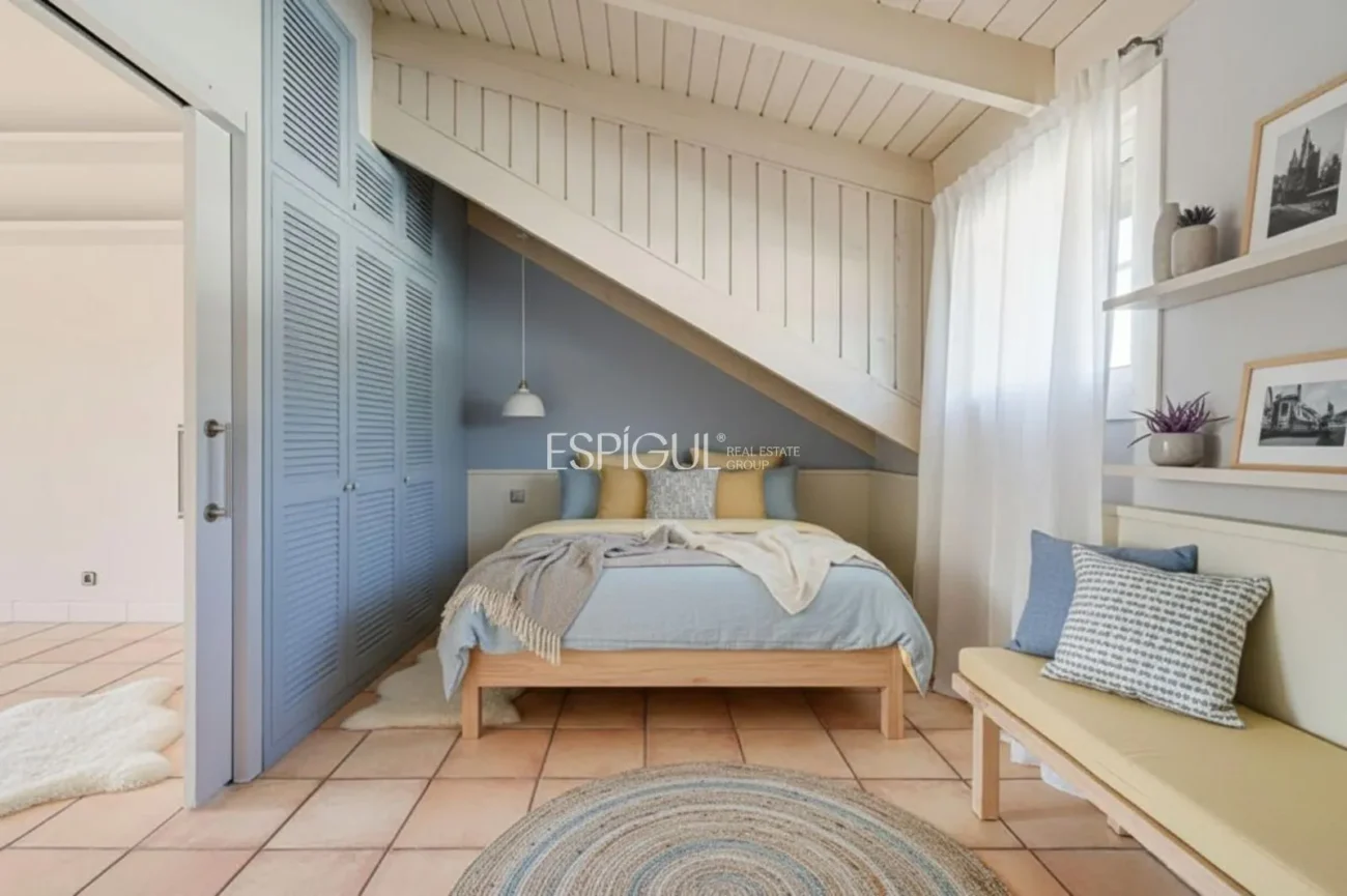 Townhouse for Sale in Eixample