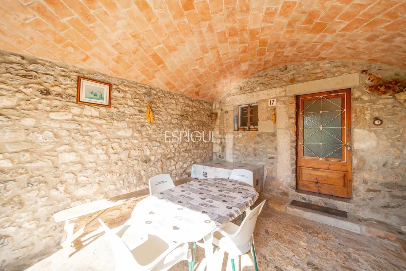 Casa amb jardí al barri de Sant Daniel de Girona