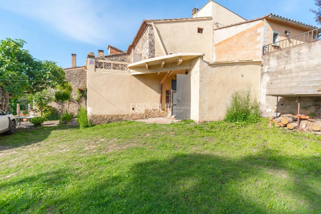 Casa amb jardí al barri de Sant Daniel de Girona
