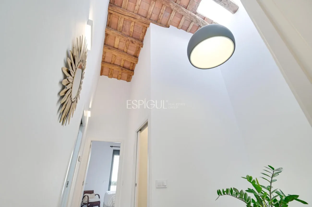 Haus mit Pool und Parkplatz im Zentrum von Mataró