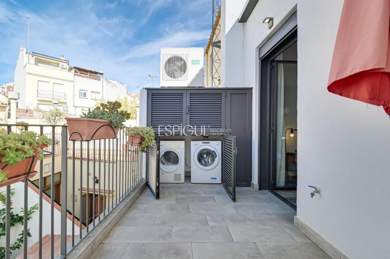 Haus mit Pool und Parkplatz im Zentrum von Mataró
