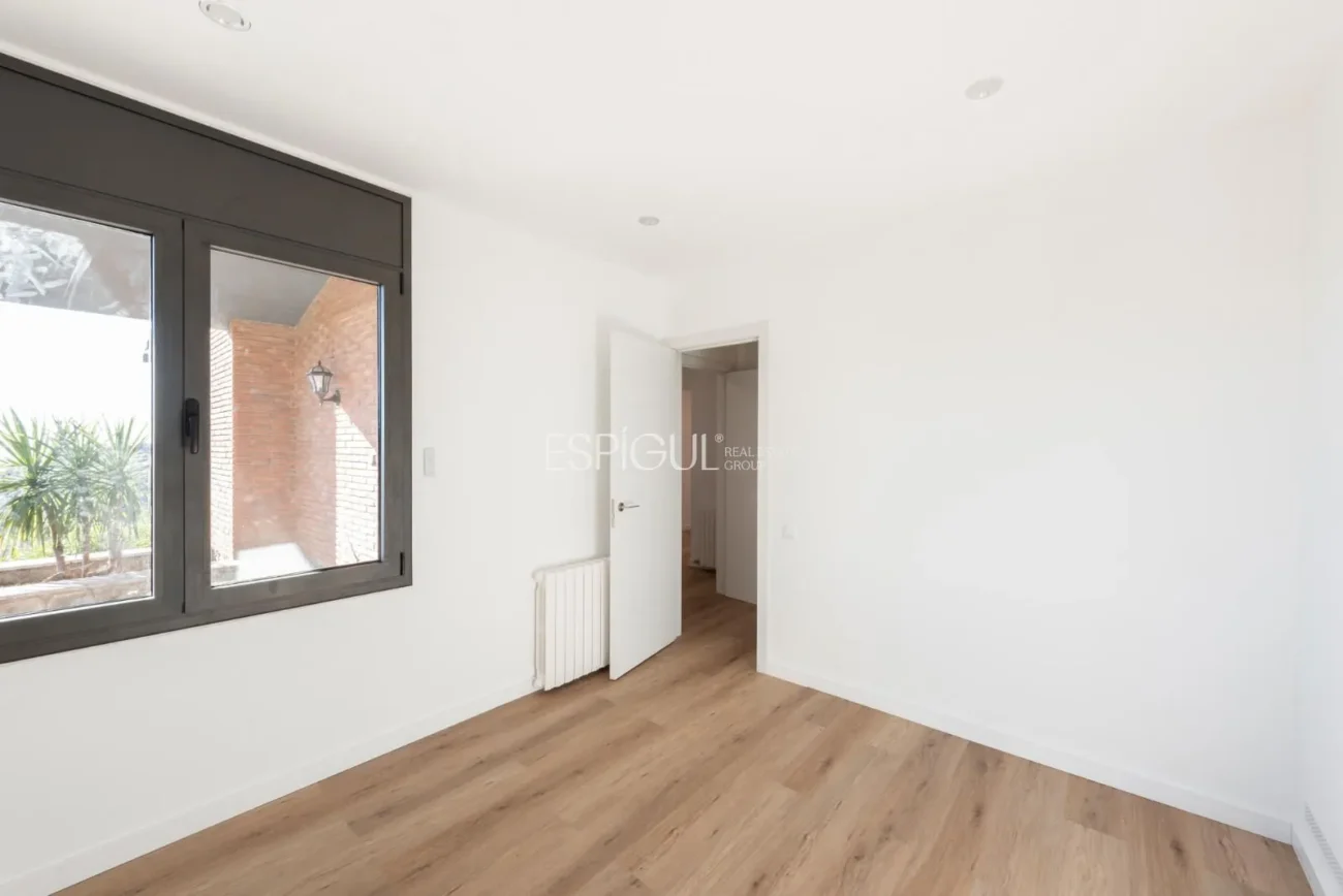 Casa en venta con vistas panorámicas en Cavall Bernat, Matadepera